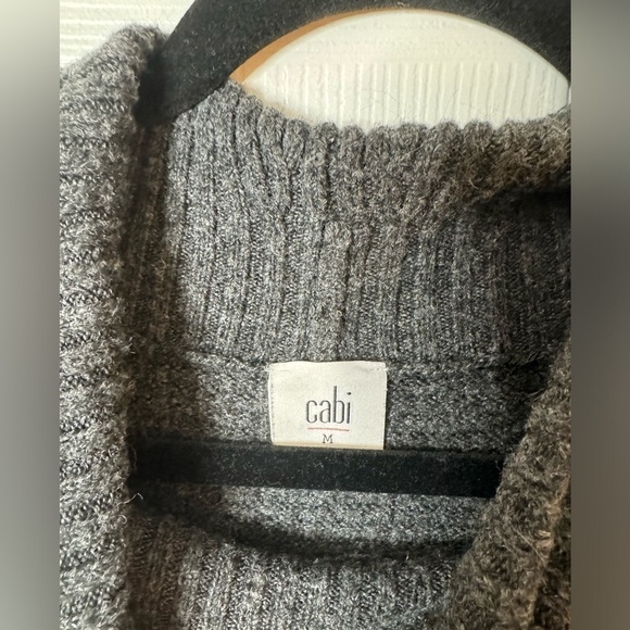 Cabi Campfire Pullover Sweater Gray Size M | Oversized Cowl Neck Knit Style 4096 - Picture 4 of 5
